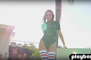 Latina's Big Ass Teases In Lingerie Before Ripping Clothes For Outdoor Striptease