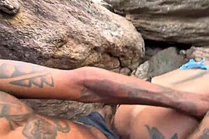 beach couple caught fucking facial cum golden shower public flagra