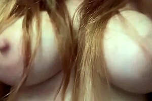 hey artemisia, your big italian tits bounce so wild!