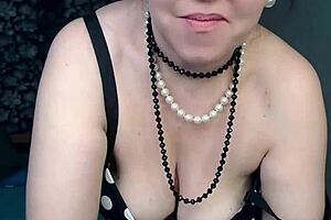 whoops, sexy mature skirt play got too tight n steamy