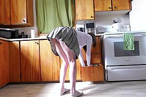 Stepdaughter Stuck, Stepdad Delivers Huge Squirting Orgasms Wow