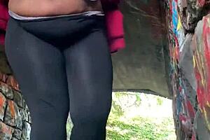 quick public bbc pounding milf tits bouncing cumshot risk