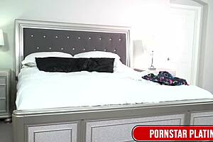 Hung Hunk Shaundam Pumps Cum into Blonde Milf Dee Williams' Pussy