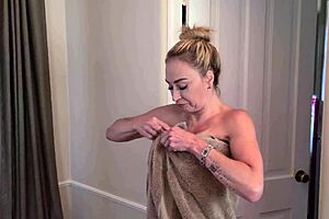Busty Blonde MILF Claudia CHEATS on Hubby with DOGGYSTYLE POUNDING
