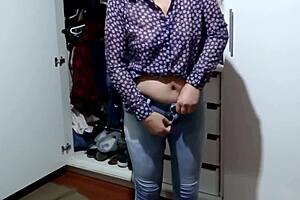 Look how my stepmother's huge tits and big ass fill erotic lingerie at work 🔥🍑