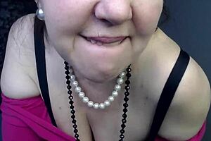 whoops, sexy mature skirt play got too tight n steamy