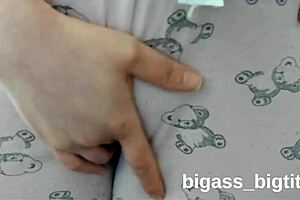 check out this camel toe bulging while i masturbate in pajamas