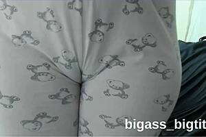 i can't stop rubbing my fat cameltoe through these pajamas...