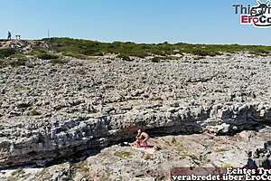 Deutsche Touristin öffentlich auf der Straße auf Mallorca gefickt willst du mit?