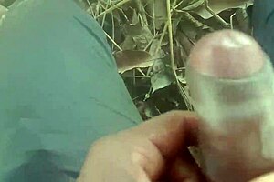 Everbest Desi Aunty Outdoor Sex with Young Boy