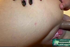 madrasta safada fode enteado hard anal creampie begs secrecy from dad