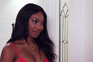 Does Lala Ivey Crave Mistress Strapon Fun?