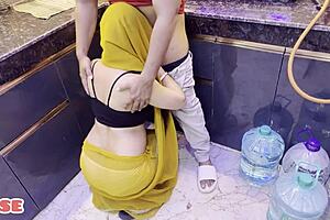 alisha bhabhi enjoys kitchen chudai fun