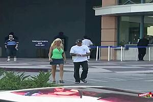 A Lucky Street Guy Picks Up A Racy Blonde Milf And Fucks Her Raw