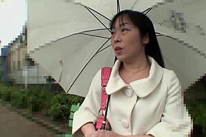 Hot Asian Brunette Fumiko Manaka Visits Guy For Sex