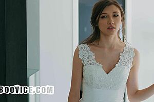 Cuckold bride caught fiance with busty stepmom 😱