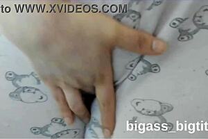 Camel toe masturbate pajamas cameltoe on curvy teen