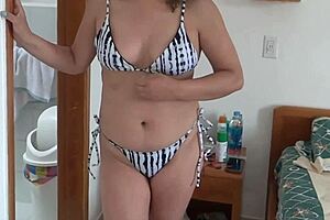 I finish inside stepmom then she wears bikini without cleaning and walks on beach