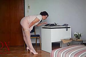 upskirt secretary sexretary no panties office milf nude office naked secretary at office undressing employee 137