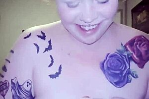 roxy loves sucking that big cock