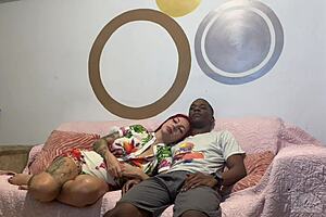 era para ser uma noite de netflix com minha madrasta mais