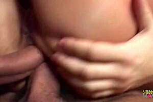 French girl enjoys raunchy threesome with double penetration