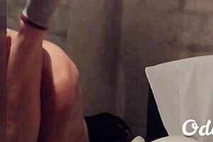 We have hard sex while stepsister listens