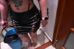 a hot dream with a flexible cleaning lady