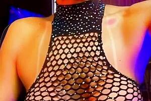 morena strips in front of camera like she does not know