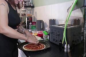 Healthier homemade pizza