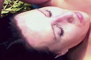 mature woman with big ass and big tits enjoys outdoor date