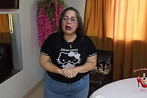 milf in jacuzzi gets fucked hard