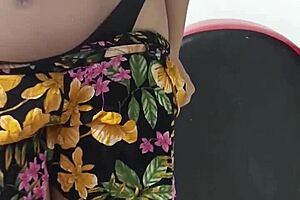 Is this young colombian influencer getting creampied on valentine's?