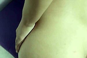 Is this young colombian influencer getting creampied on valentine's?