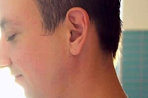 Knubbig europeisk mormor går till verket efter het oralsex