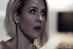 Beau-fils fait du chantage à maman pour des séances hardcore régulières